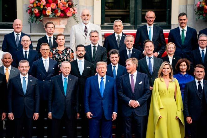 Laheydeki kritik NATO zirvesinden fotoğraflar Laheydeki kritik NATO zirvesinden fotoğraflar