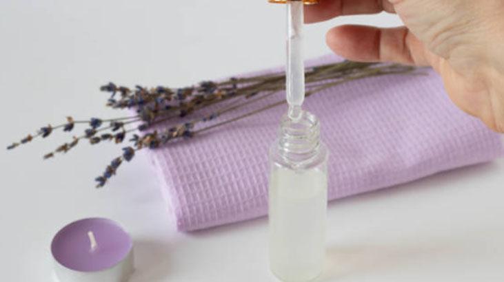 Duş suyuna 1 damla ekleyince spa etkisi yaratıyor Eve hamamı getirin, faydası çok Duş suyuna 1 damla ekleyince spa etkisi yaratıyor Eve hamamı getirin, faydası çok