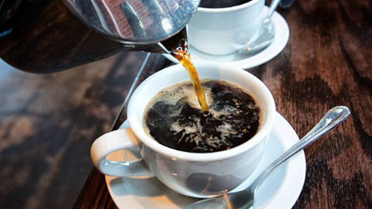 Leaks from crack in ceramic mug Don't let your coffee be spoiled, the best solution is a pen holder