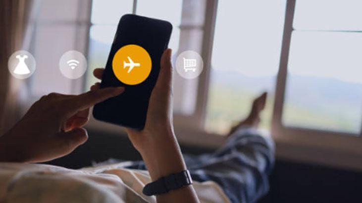 Uçuş sırasında telefonlarımızı neden uçak moduna alıyoruz Uçuş sırasında telefonlarımızı neden uçak moduna alıyoruz