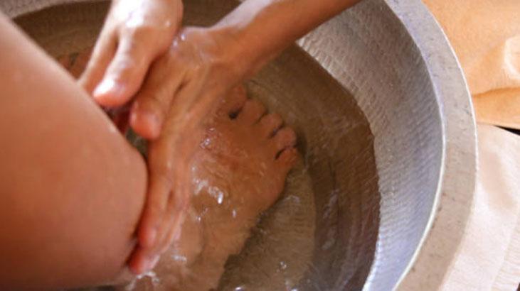 Ayaklardaki yorgunluğa formül Muzu böyle kullanın, peeling masajı iyileştiriyor Ayaklardaki yorgunluğa formül Muzu böyle kullanın, peeling masajı iyileştiriyor