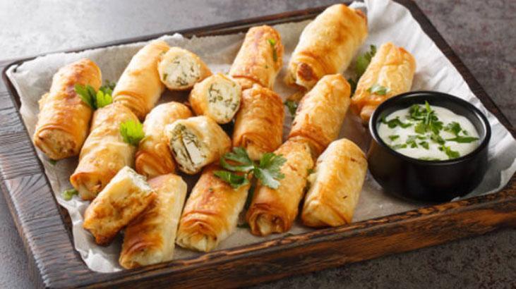 Börek yufkası ortadan mı ayrılıyor 3 malzemeli sos çaresi, tek hamlede sarılacak Börek yufkası ortadan mı ayrılıyor 3 malzemeli sos çaresi, tek hamlede sarılacak