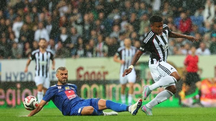 St. Pölten - Beşiktaş maçından kareler