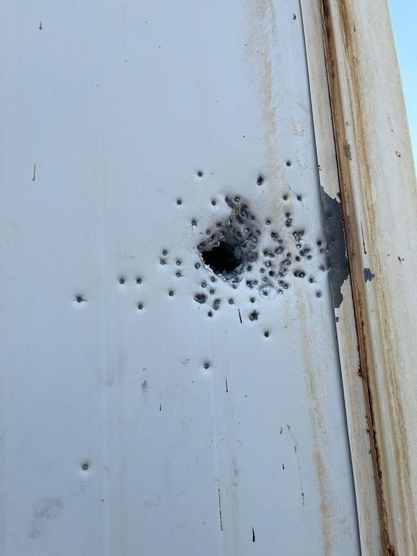 Ankarada konteynerde kanlı saldırı Anne öldü, oğlu ölü numarası yaparak kurtuldu Ankarada konteynerde kanlı saldırı Anne öldü, oğlu ölü numarası yaparak kurtuldu