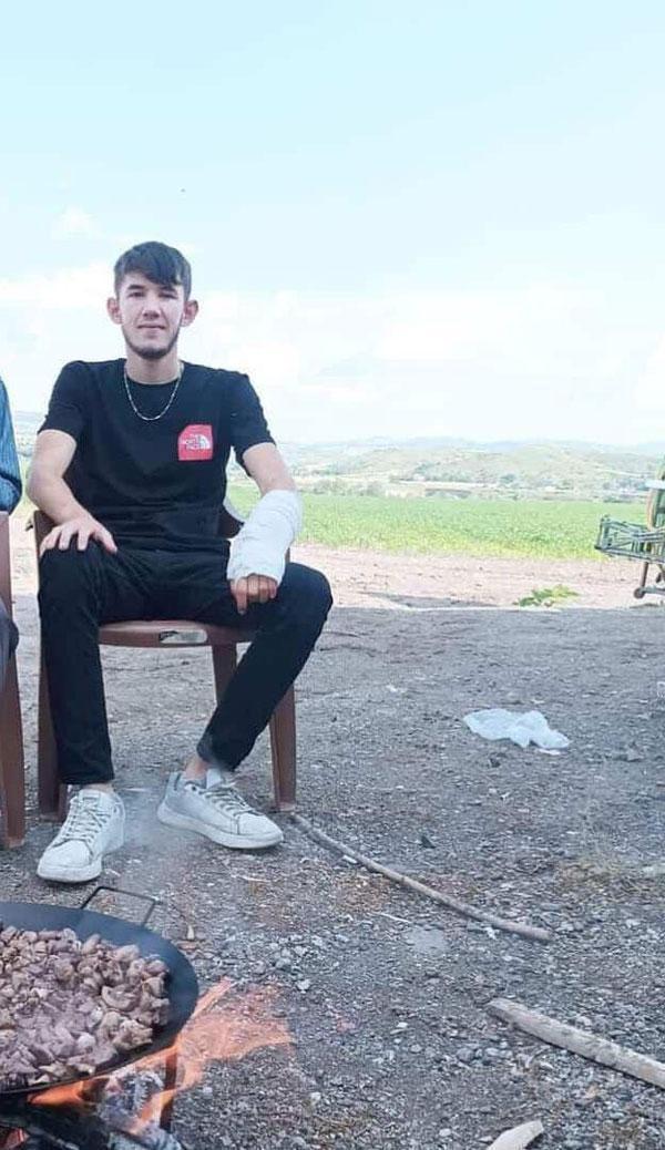 Ankarada konteynerde kanlı saldırı Anne öldü, oğlu ölü numarası yaparak kurtuldu Ankarada konteynerde kanlı saldırı Anne öldü, oğlu ölü numarası yaparak kurtuldu