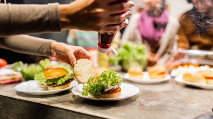 Fast food restoranlarının lezzet sırrı Ekmeğini evde hazırlayın, yumuşacık Fast food restoranlarının lezzet sırrı Ekmeğini evde hazırlayın, yumuşacık