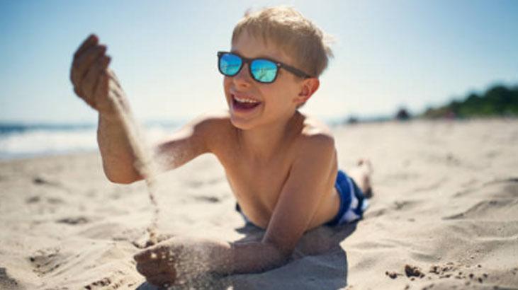 Çocuklar için güneş gözlüğü alırken nelere dikkat edilmeli