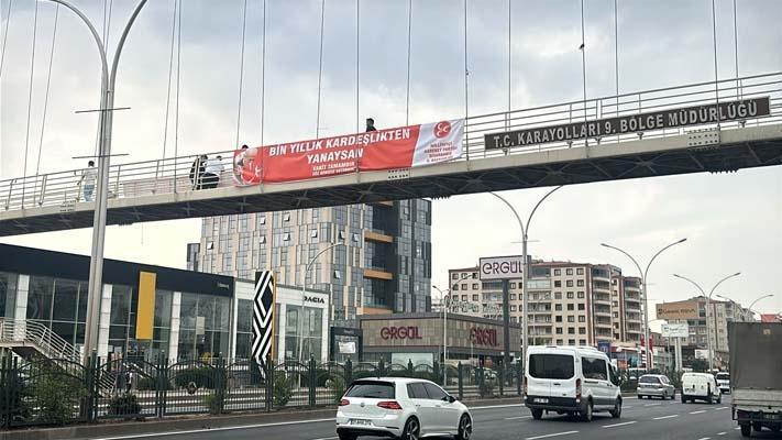 Diyarbakır surlarına MHP ve Türk bayrakları asıldı... İşte görüntüler