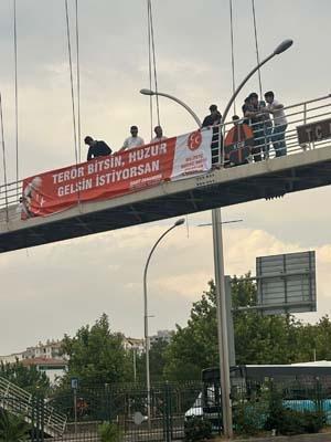 Diyarbakır surlarına MHP ve Türk bayrakları asıldı... İşte görüntüler
