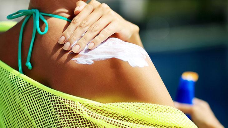 SPF değerine dikkat edin SPF değerine dikkat edin