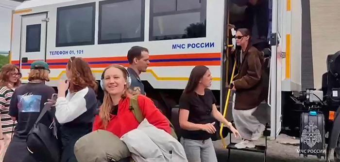 Rusyadaki depremin ardından tsunami Bölgeden ilk görüntüler Rusyadaki depremin ardından tsunami Bölgeden ilk görüntüler