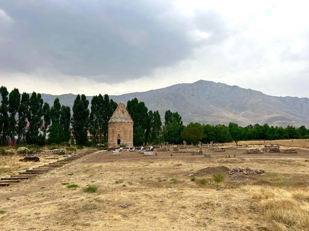 Bu taşlar tarihin seyrini değiştirecek 6sı birden keşfedildi: 750 yıl sonra bir ilk