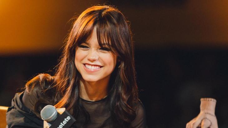 Jenna Ortega kendine resmen yeni yüz yaptırdı Değişimi şoke etti Jenna Ortega kendine resmen yeni yüz yaptırdı Değişimi şoke etti