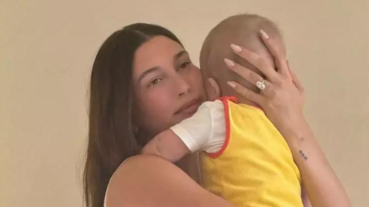 Milyon beğeni alan fotoğraf Hailey Bieber oğlunun son halini paylaştı Milyon beğeni alan fotoğraf Hailey Bieber oğlunun son halini paylaştı