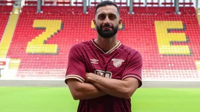 EFKAN BEKİROĞLU (ORTA SAHA)