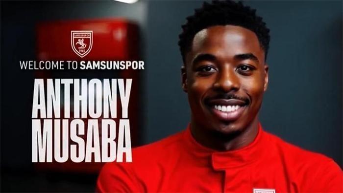 ANTHONY MUSANBA (SAĞ KANAT)