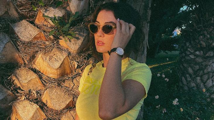 Yeni tatil rotası belli oldu Burcu Özberkin Instagram pozlarına beğeni yağdı Yeni tatil rotası belli oldu Burcu Özberkin Instagram pozlarına beğeni yağdı