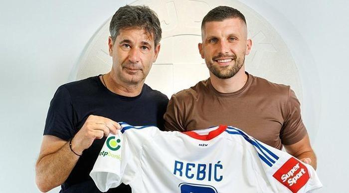 Ante Rebic (Sol Kanat) Ante Rebic (Sol Kanat)