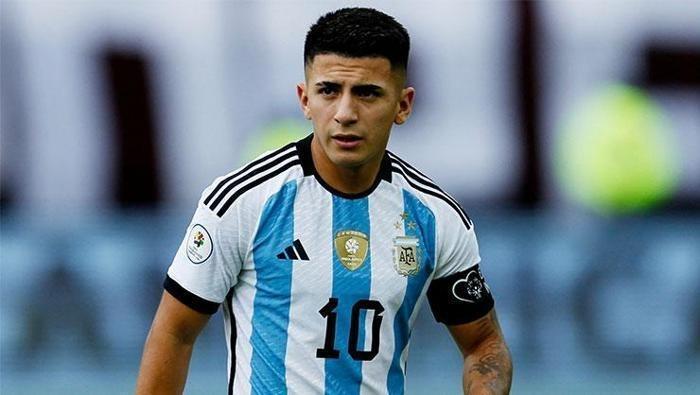 Thiago Almada (Orta Saha) Thiago Almada (Orta Saha)