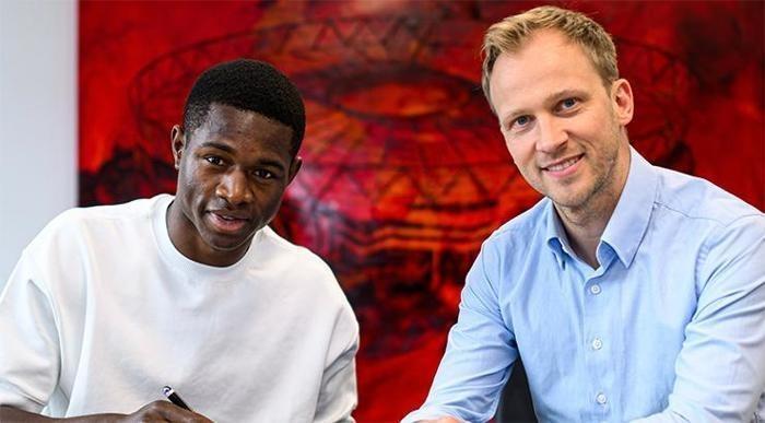 Christian Kofane (Forvet) Christian Kofane (Forvet)