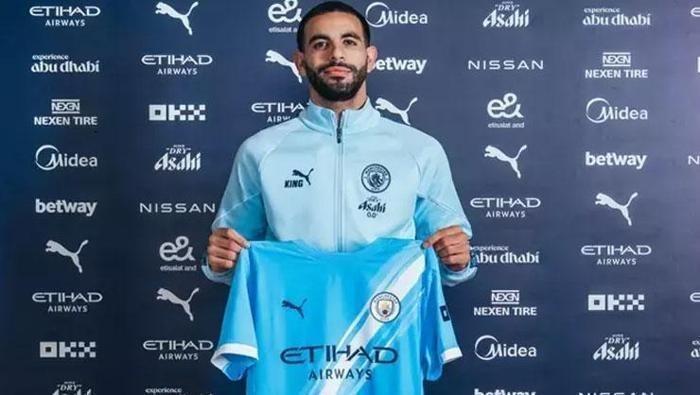 Rayan Ait-Nouri (Sol Bek) Rayan Ait-Nouri (Sol Bek)