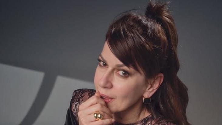 İpek Tuzcuoğlu changed her image. Here is her new hair.