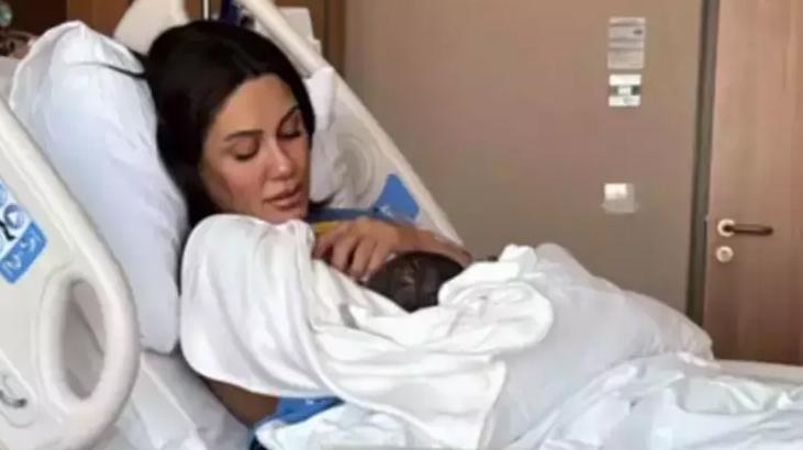 İlk kez anne olmuştu Günler sonra mutlu aile pozlarını paylaştı