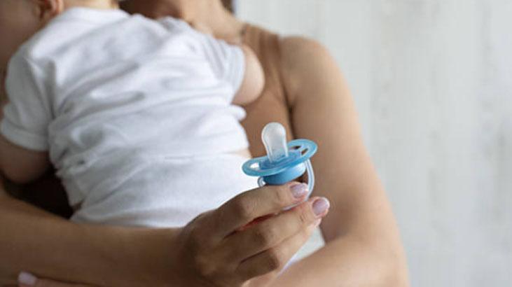 Fopspenen voor volwassenen zijn zo populair dat ze worden gebruikt als stressballen.