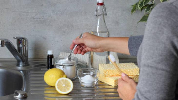 Tezgaha sürülen limon gibisi yok Buzdolabında deneyen yaşadı, sonuç şahane Tezgaha sürülen limon gibisi yok Buzdolabında deneyen yaşadı, sonuç şahane