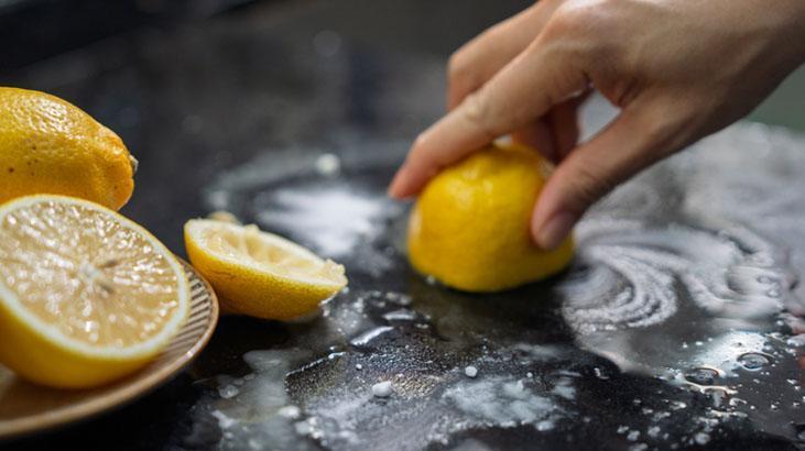 Tezgaha sürülen limon gibisi yok Buzdolabında deneyen yaşadı, sonuç şahane Tezgaha sürülen limon gibisi yok Buzdolabında deneyen yaşadı, sonuç şahane