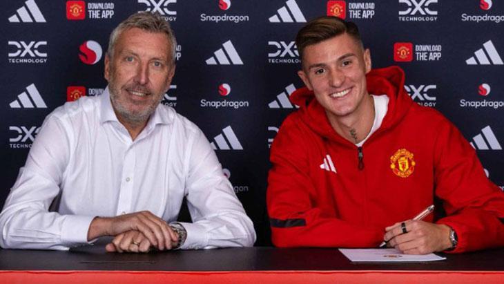 Benjamin Sesko (Santrfor) Leipzig -> Manchester United Benjamin Sesko (Santrfor) Leipzig -> Manchester United