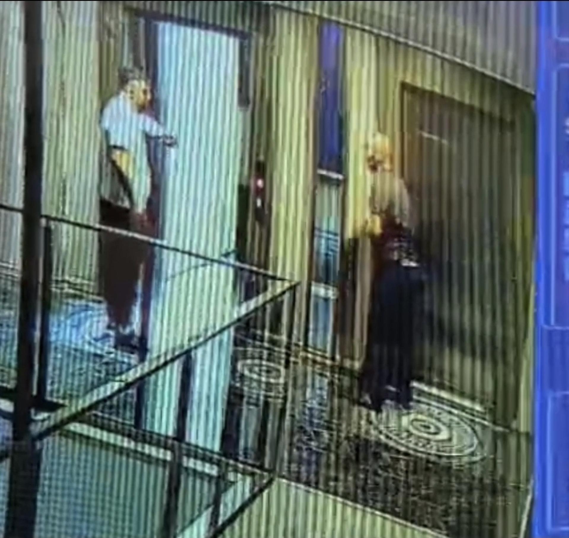 Küçükçekmece'de Rezidans Kavgası: Uyarı Ciddi Sonuçlara Yol Açtı! Görevliye Şiddet!