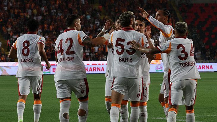 GALATASARAYDA KADRO YAPISI OTURMUŞ
