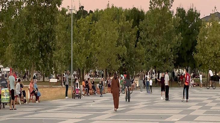 MANİSA VALİLİĞİ: DEPREMDE BAZI EVLERDE HASARLAR MEYDANA GELDİ