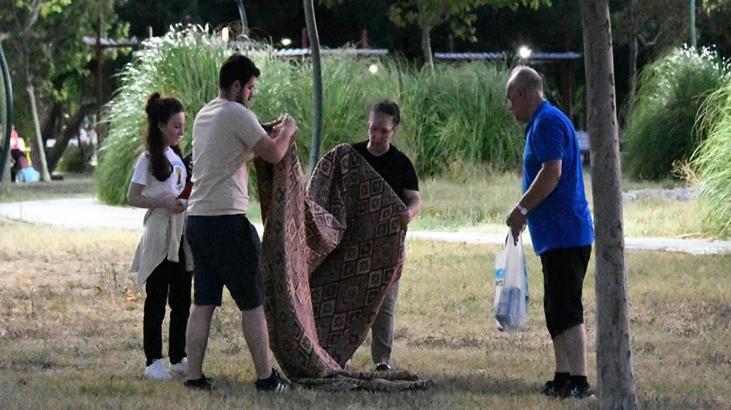 SON DAKİKA | Balıkesir’de 6.1 şiddetindeki deprem sonrası 16 bina yıkıldı İşte o kareler