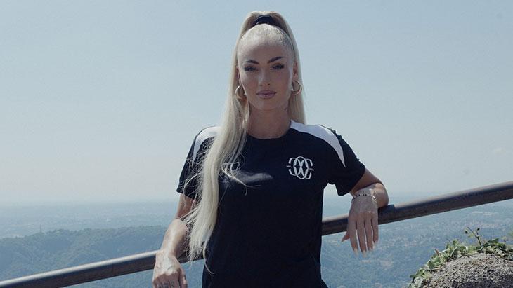 17.6 MİLYON TAKİPÇİ