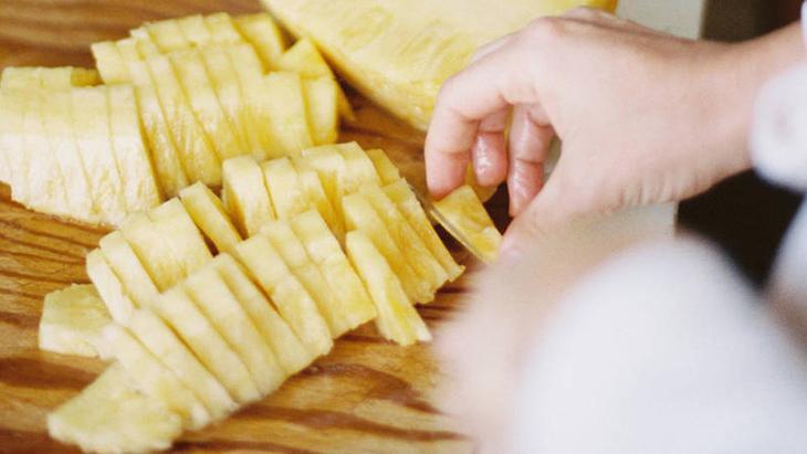 Sabah şişkinliğine veda tabağı Yiyen kuş gibi hafifliyor, karın masajı kadar etkili