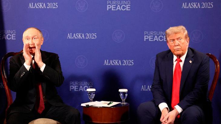 TRUMP DUDAKLARINI NEDEN BÜZDÜ