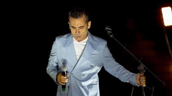 Ferhat Göçer'den Erzurum'da İbrahim Erkal jesti! 'Canısı' ile başladı