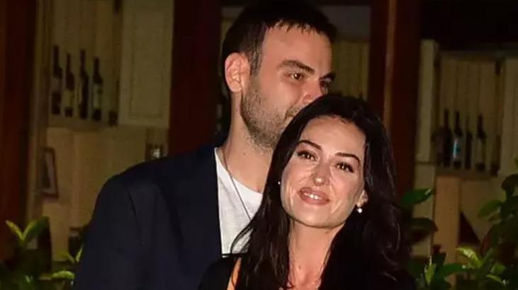 Esra Bilgiç ve sevgilisi Faruk Sabancıdan yeni kare Aşk dolu pozu kalp emojisiyle paylaştı Esra Bilgiç ve sevgilisi Faruk Sabancıdan yeni kare Aşk dolu pozu kalp emojisiyle paylaştı