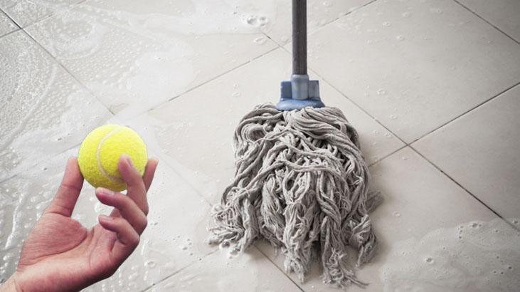 Çizik parke derdine çare: Tenis topu Bıçakla kesip çarpı atın, sonuç tertemiz Çizik parke derdine çare: Tenis topu Bıçakla kesip çarpı atın, sonuç tertemiz