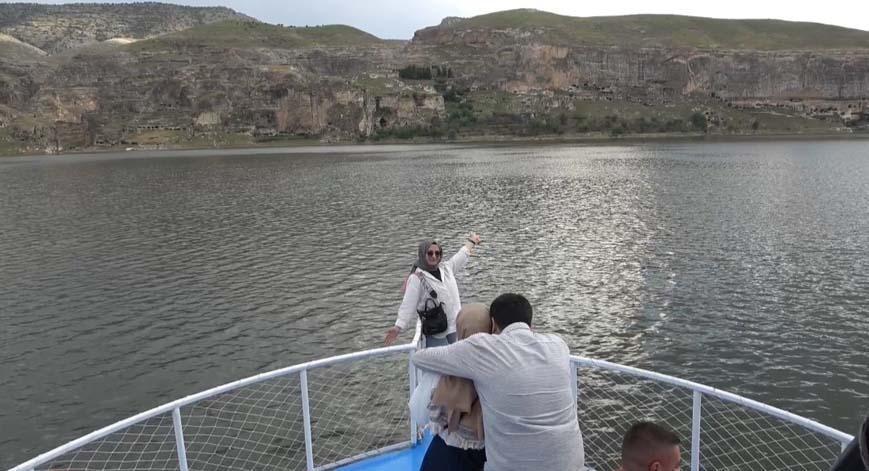 Tekne ile gidiliyor 12 bin yıllık gizem için akın ettiler: ‘Çok yoğun ilgi var’