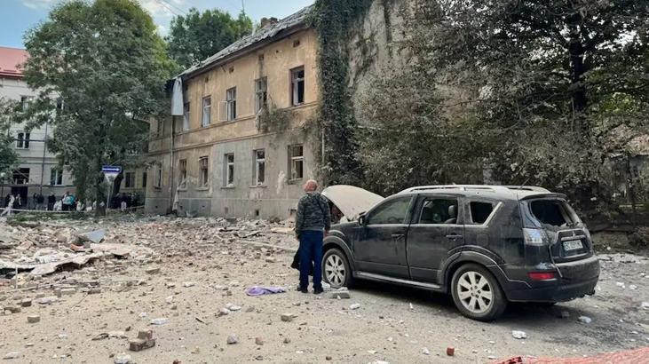 SON DAKİKA HABERLERİ: RUSYA, GECE BOYU UKRAYNA'NIN BATISINI HEDEF ALDI, ÖLÜ VE YARALILAR VAR!
