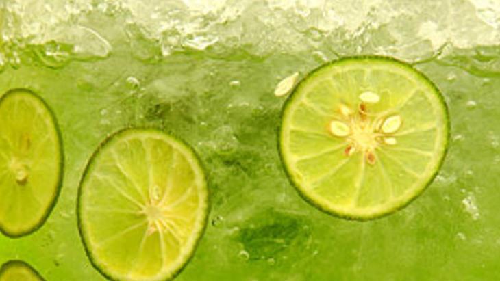 Serinlemek için içiyorduk zayıflatıyormuş Cool lime’ı su yerine için, 1 tarçınla taçlanıyor Serinlemek için içiyorduk zayıflatıyormuş Cool lime’ı su yerine için, 1 tarçınla taçlanıyor
