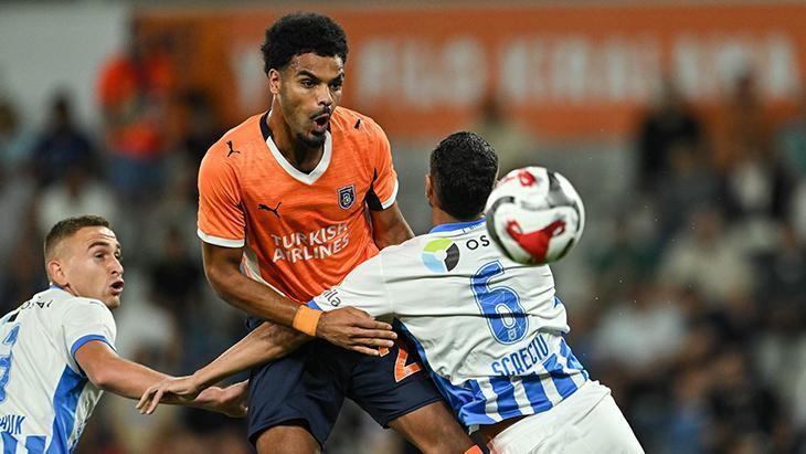 Başakşehir - Craiova maçından kareler