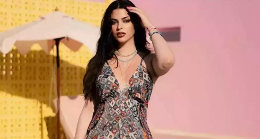 Derin Talu aşka geldi Gizemli sevgilisiyle romantik pozlarını paylaşmaya doyamadı Derin Talu aşka geldi Gizemli sevgilisiyle romantik pozlarını paylaşmaya doyamadı