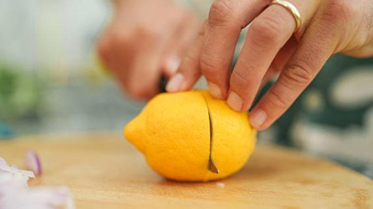 Limonla 30 dakikada gıcır gıcır Adeta tezgaha işliyor, ne leke kalıyor ne koku Limonla 30 dakikada gıcır gıcır Adeta tezgaha işliyor, ne leke kalıyor ne koku