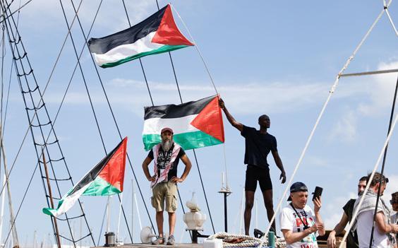 Gazze ablukasını kırmak için yola çıktılar: Küresel Sumud Filosu Akdenize yelken açtı