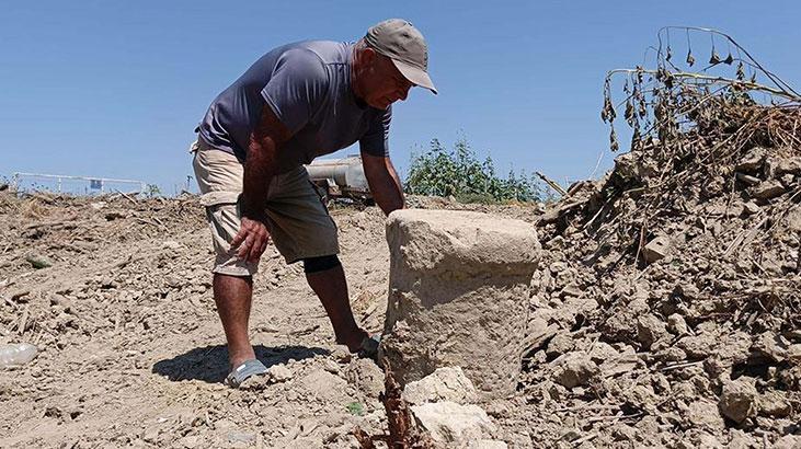 Aydındaki Taşköprüde temizlik sırasında tarihi parça bulundu Aydındaki Taşköprüde temizlik sırasında tarihi parça bulundu