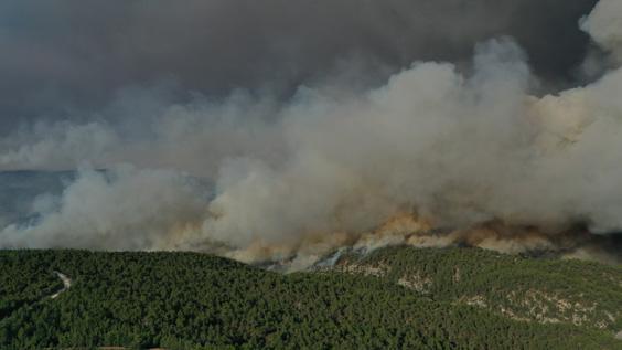 Kastamonu’da bir noktada daha orman yangını çıktı Ekiplerin havadan ve karadan müdahalesi sürüyor